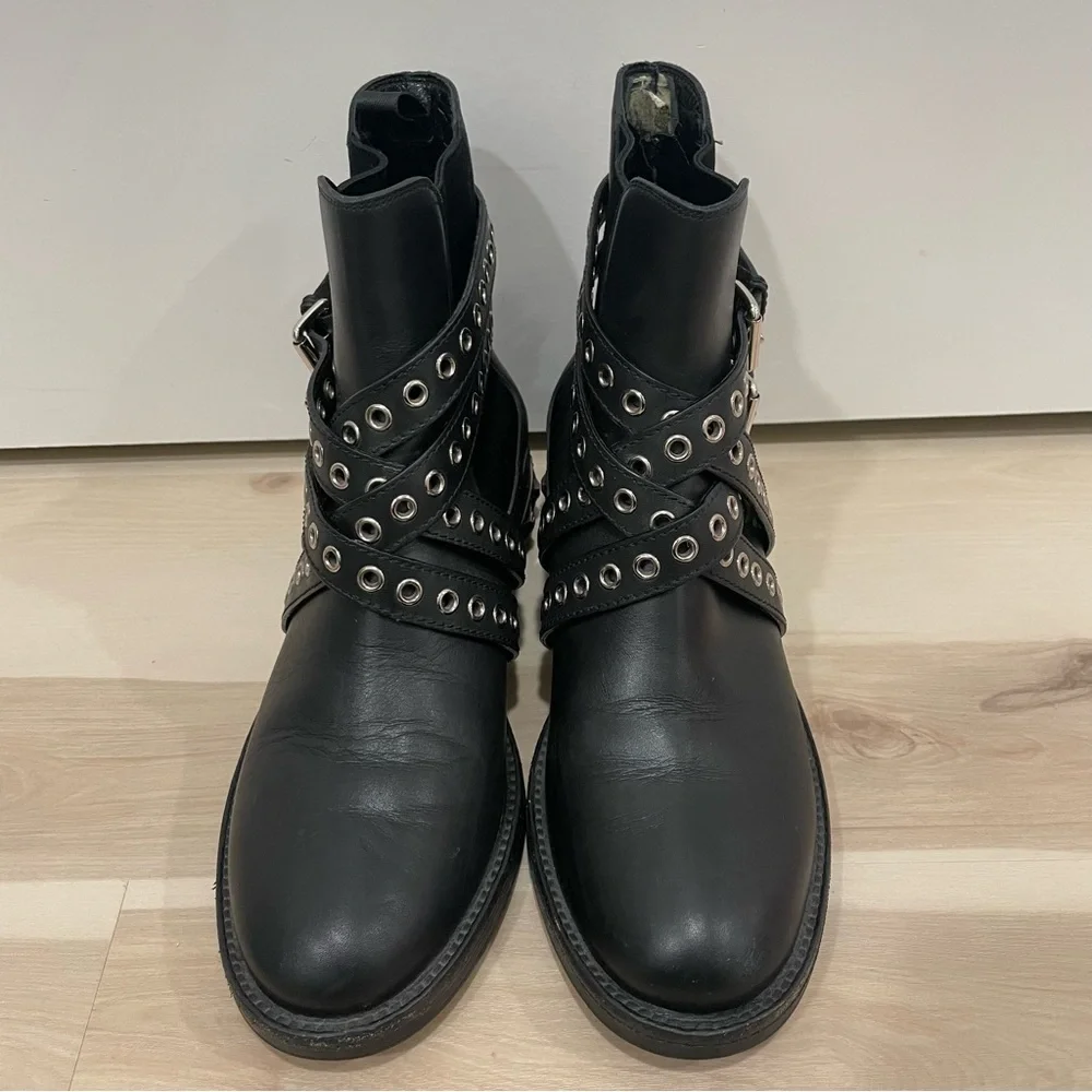 Miu Miu 5T652A Bisonte 2 Nero (Black) Women’s Biker Leather Boots Size 41 Buckle - Picture 3 of 16